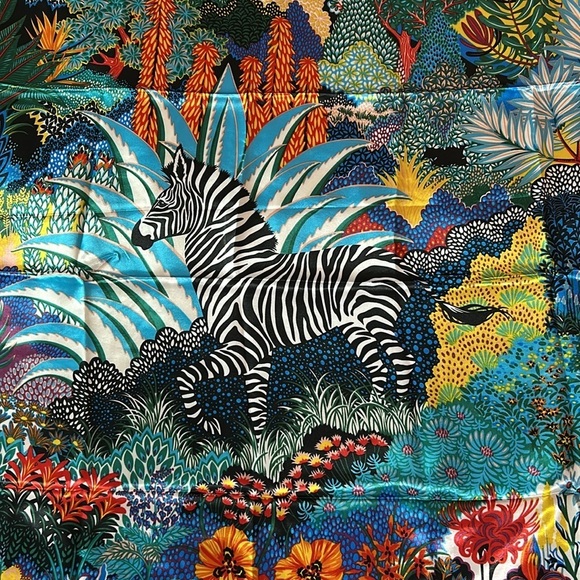 1290- Vibrant Zebra & Floral Print Women’s Scarf 100% Polyester 35”x34” NWT - Picture 3 of 8